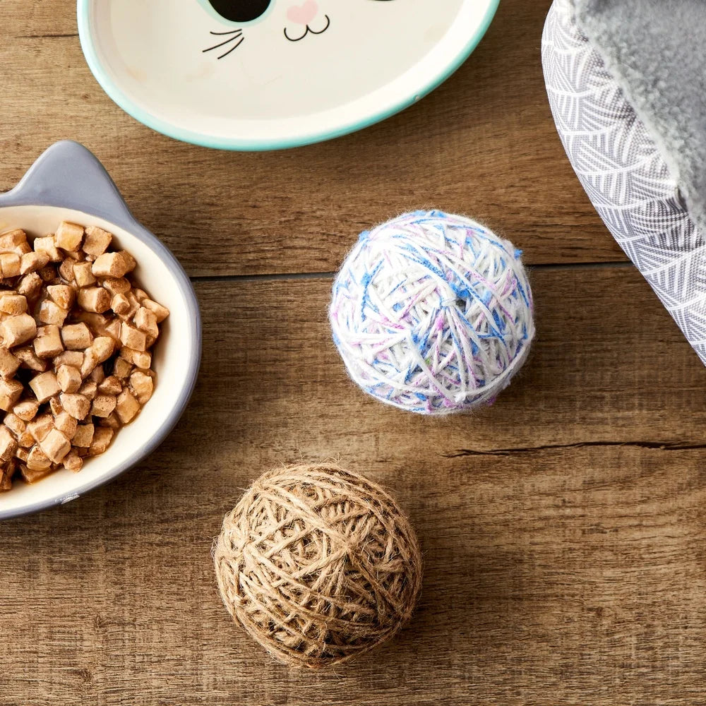 XMSJCN Interactive Yarn Balls Cat Toy With Bell Sound