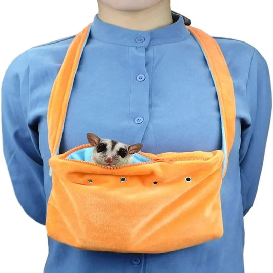 Hign-concerned Guinea Pig Carrier Travel Bag With Strap